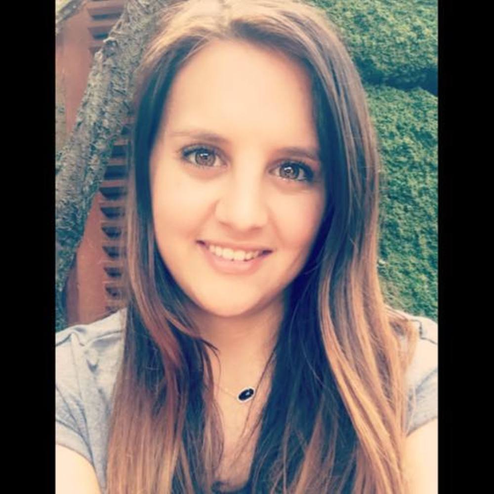 Meet your Posher, Alexis